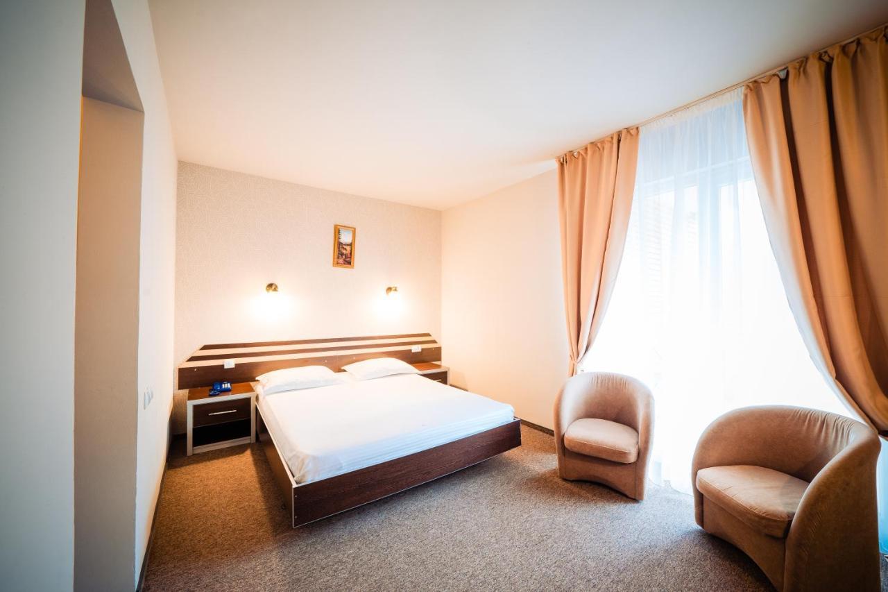 Bacolux Diana, Herculane Băile Herculane Zewnętrze zdjęcie